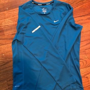 Men’s Nike long sleeve size small